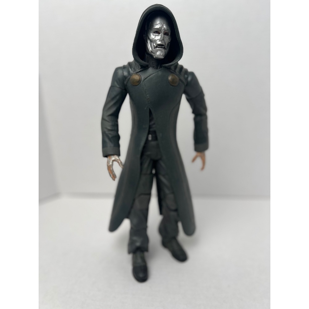 Marvel Doctor Doom Action Figure 12 Inch Hooded Villain Fantastic Four Toy